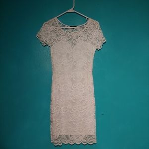 Ambiance Lace Dress | Small